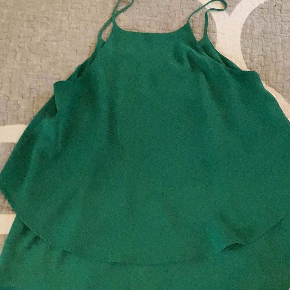 Emmelee green tank flowy